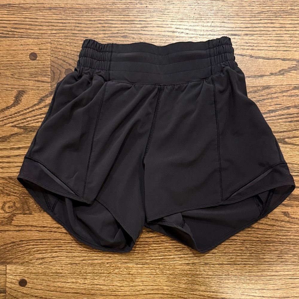 lululemon athletica Black Women's 4” Hottie Hots Shorts